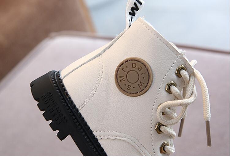 2020 Autumn/Winter Children Boots Boys Girls Leather Martin Boots Plush Fashion Waterproof Non-slip Warm Kids Boots Shoes 21-30 2020 Autumn/Winter Children Boots Boys Girls Leather Martin Boots Plush Fashion Waterproof Non-slip Warm Kids Boots Shoes 21-30