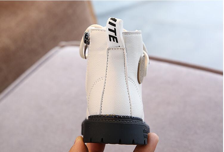 2020 Autumn/Winter Children Boots Boys Girls Leather Martin Boots Plush Fashion Waterproof Non-slip Warm Kids Boots Shoes 21-30 2020 Autumn/Winter Children Boots Boys Girls Leather Martin Boots Plush Fashion Waterproof Non-slip Warm Kids Boots Shoes 21-30