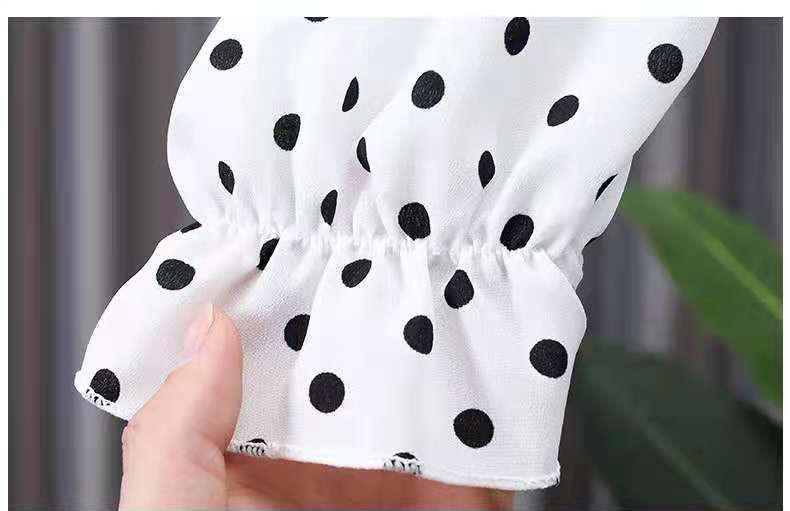 Summer Thin Girls Chiffon Suit 2 Piece Set Children Sleeveless Clothes Baby Girls Vest + Trousers Casual Outfits Wave Point Top Summer Thin Girls Chiffon Suit 2 Piece Set Children Sleeveless Clothes Baby Girls Vest + Trousers Casual Outfits Wave Point Top